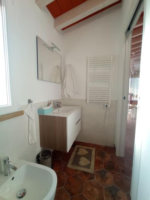 הוילה La Casina Di Campagna Tra Cecina E Bibbona מראה חיצוני תמונה