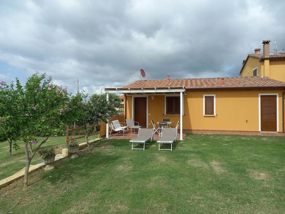 הוילה La Casina Di Campagna Tra Cecina E Bibbona מראה חיצוני תמונה